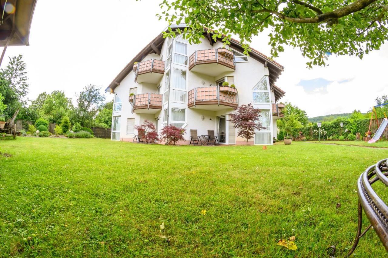 Hotel- Restaurant Zum Schwan Waldfischbach-Burgalben Zewnętrze zdjęcie